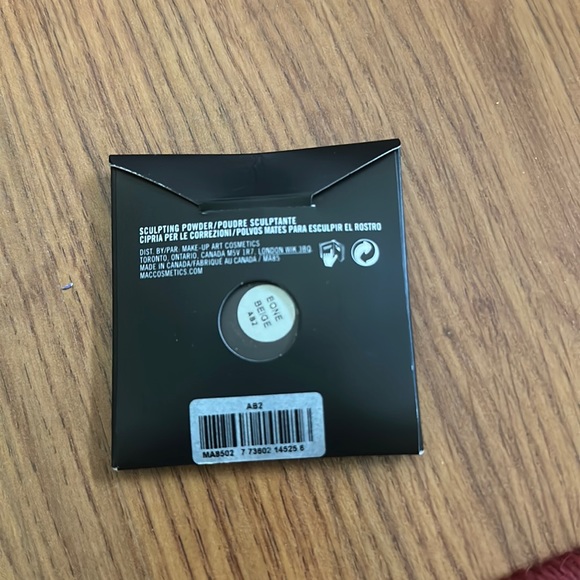 COPY - MAC Shaping Powder- BONE BEIGE - refill large size - 6g -RARE! - Picture 2 of 2